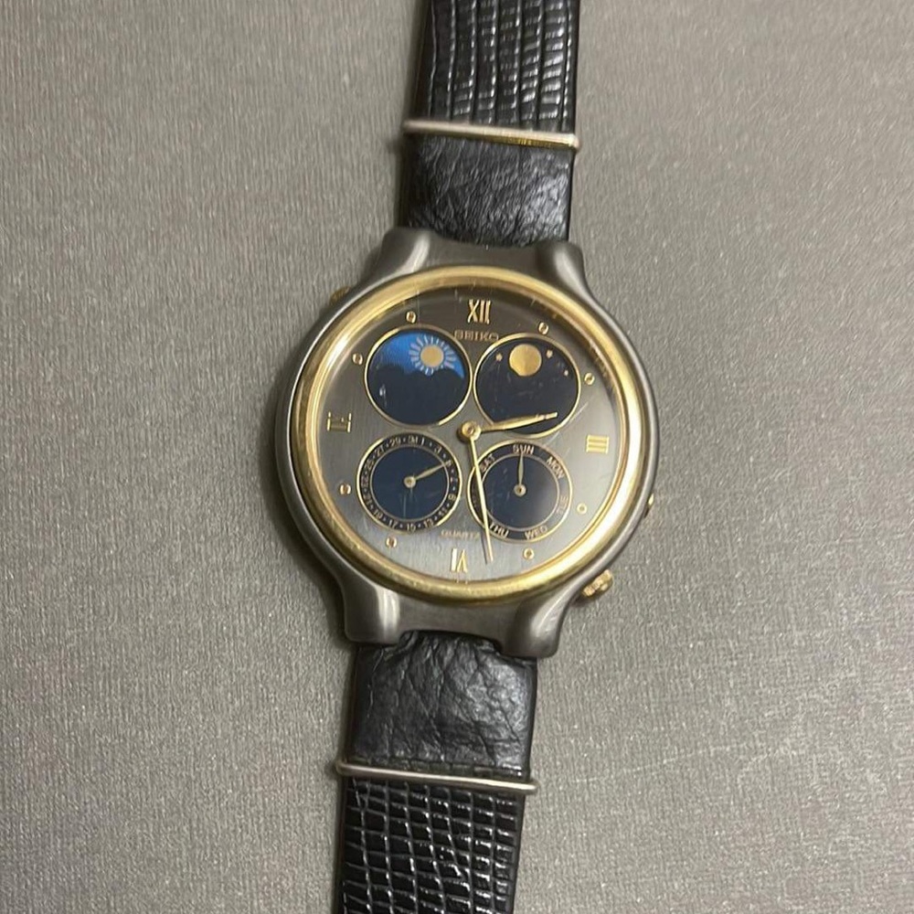 Vintage seiko moonphase Watch